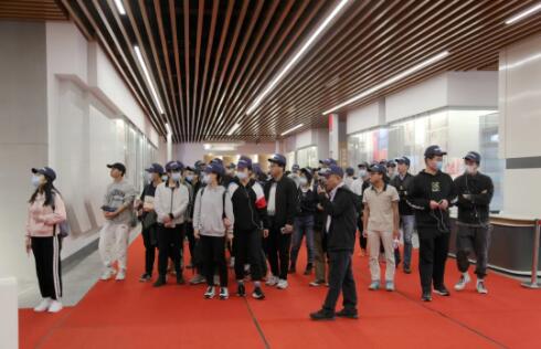 扬大机械学院学子走进恒峰国际，促进产学研融合发展！